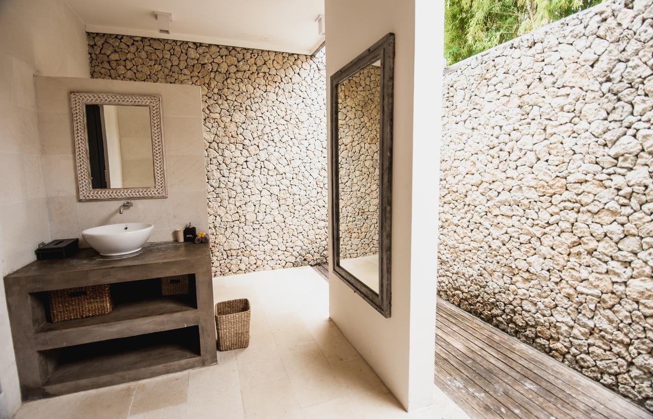 Jeda Villa Modern Stylish Luxury Villa เปมูเตรัน ภายนอก รูปภาพ