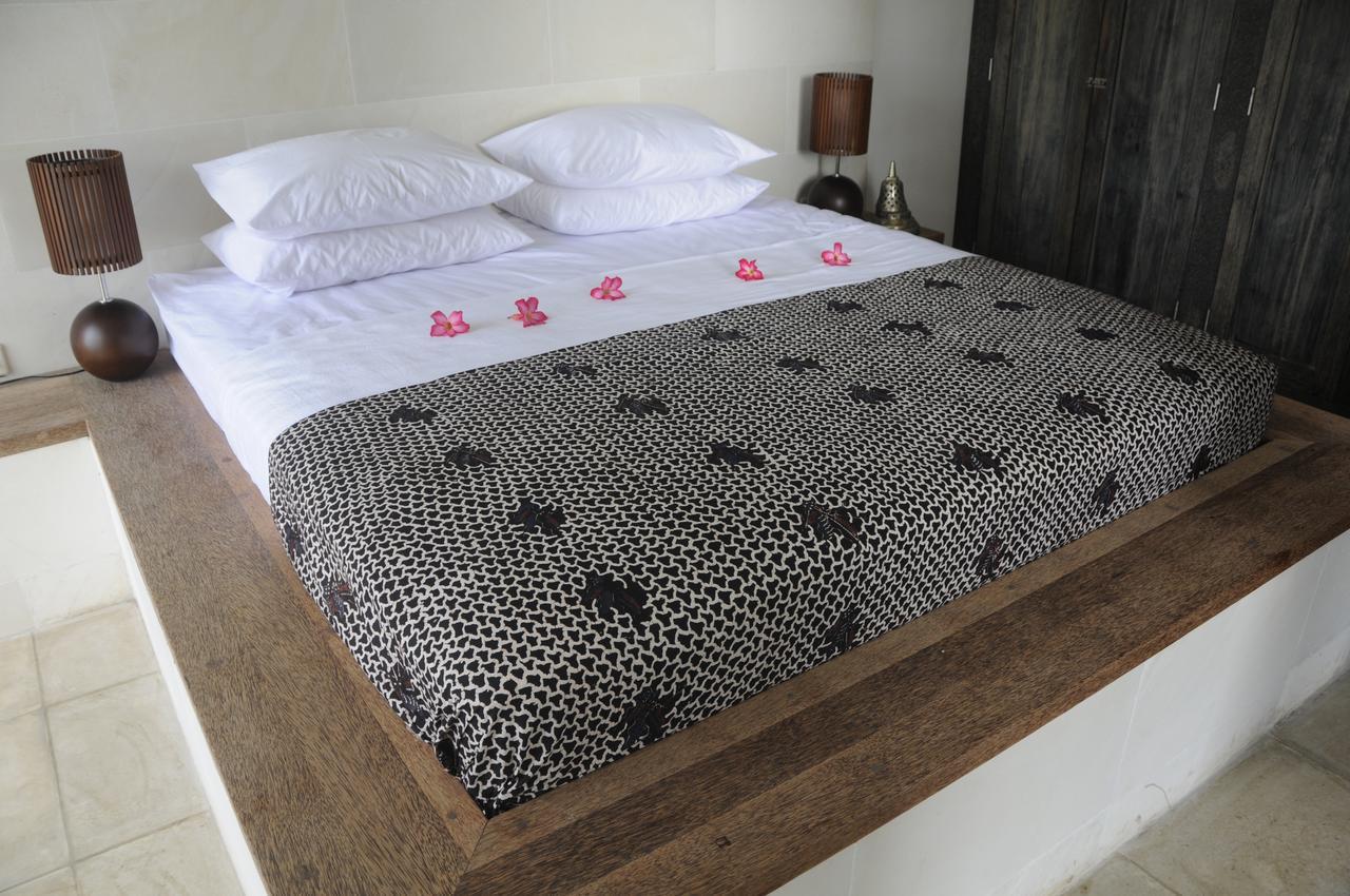 Jeda Villa Modern Stylish Luxury Villa เปมูเตรัน ภายนอก รูปภาพ