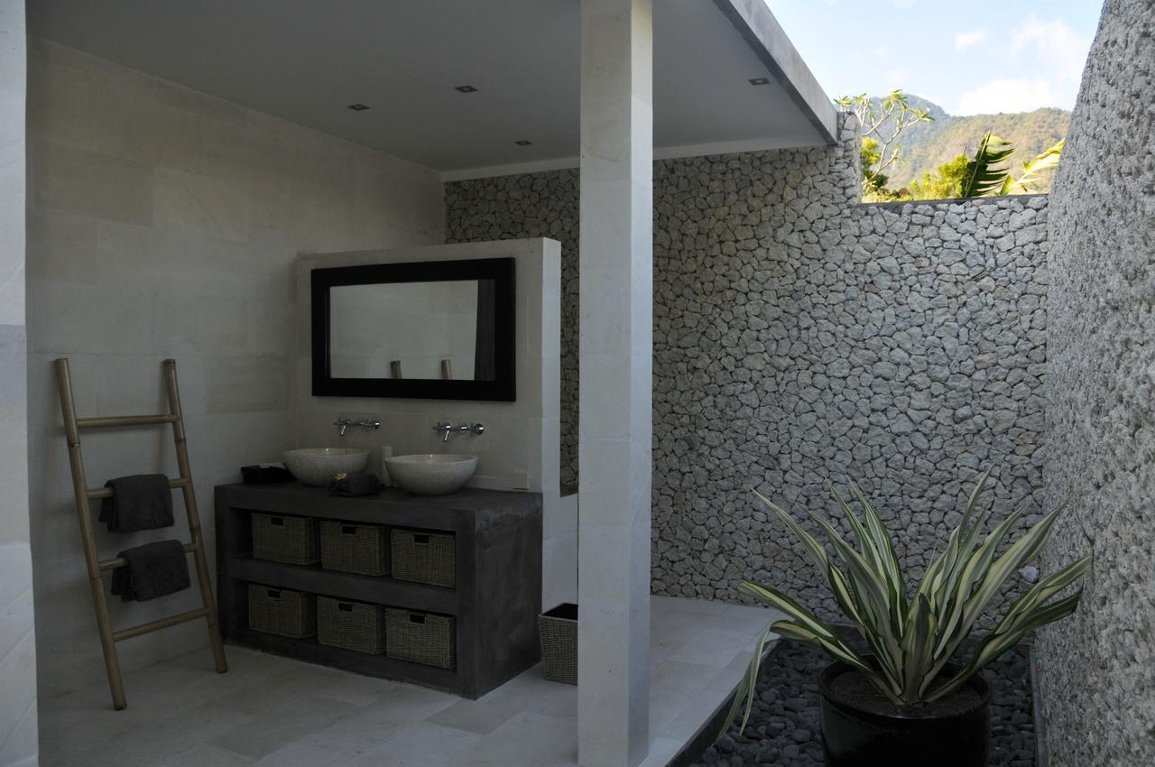 Jeda Villa Modern Stylish Luxury Villa เปมูเตรัน ภายนอก รูปภาพ