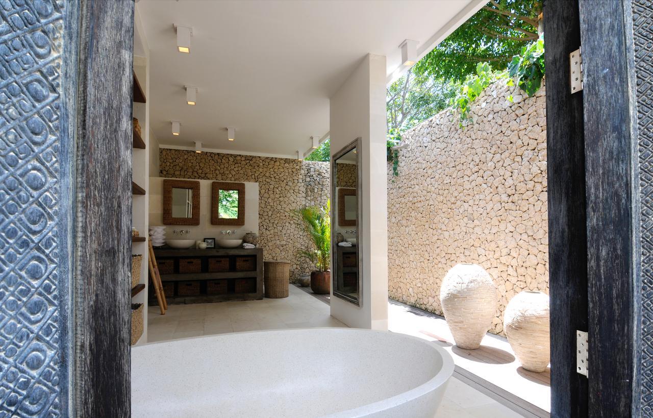 Jeda Villa Modern Stylish Luxury Villa เปมูเตรัน ภายนอก รูปภาพ