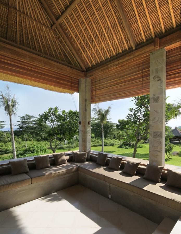 Jeda Villa Modern Stylish Luxury Villa เปมูเตรัน ภายนอก รูปภาพ