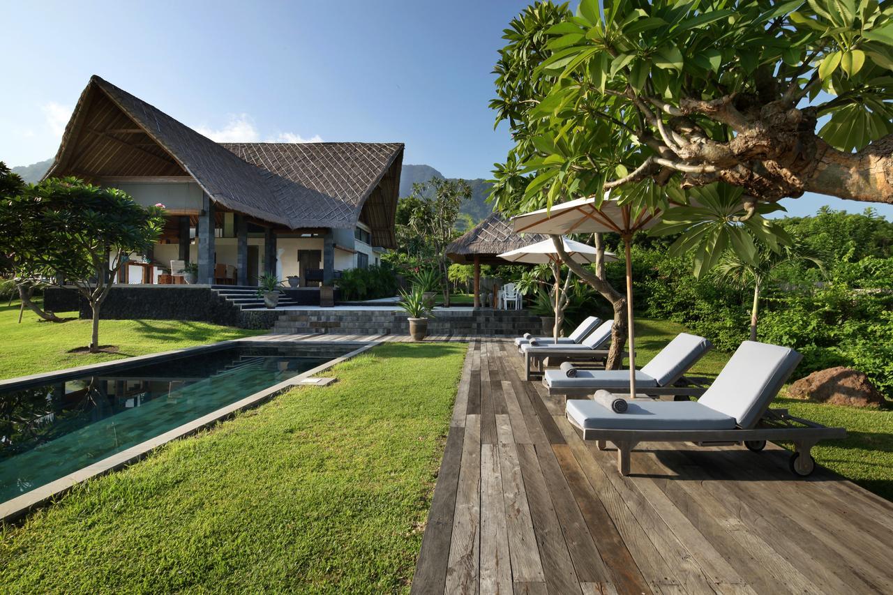 Jeda Villa Modern Stylish Luxury Villa เปมูเตรัน ภายนอก รูปภาพ